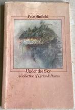 UNDER THE SKY: PETE SINFIELD. 1974. Collectors item!, Boeken, Gedichten en Poëzie, Gelezen, Eén auteur, Ophalen of Verzenden