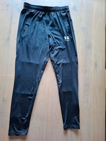 Under Armour UA zwart trainingsbroek heren nieuw maat M beschikbaar voor biedingen