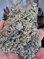 Kwarts, Epidoot & Pyriet Mineraal, Verzamelen, Mineralen en Fossielen, Ophalen of Verzenden, Mineraal