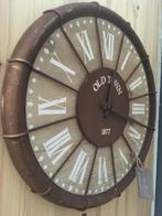 Retro Roest Hout Metaal Old Town Wandklok 60cm Nieuw, Ophalen of Verzenden, Nieuw, Analoog, Wandklok