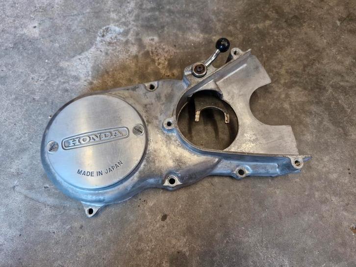 Honda SS / CD 50 ontstekingsdeksel (Hollands), Fietsen en Brommers, Brommeronderdelen | Oldtimers, Ophalen of Verzenden