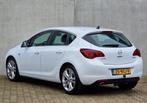 Opel Astra 1.6 Turbo Cosmo automaat apk 12-2025, Auto's, Opel, Euro 5, 730 kg, 4 cilinders, Wit