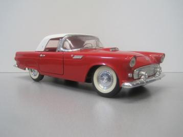 Revel 1-18  Ford Thunderbird 1957     beschikbaar voor biedingen