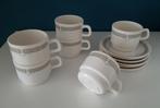 Oud servies van Arcopal in art deco look, Huis en Inrichting, Keuken | Servies, Ophalen of Verzenden, Overige stijlen, Kop(pen) en/of Schotel(s)