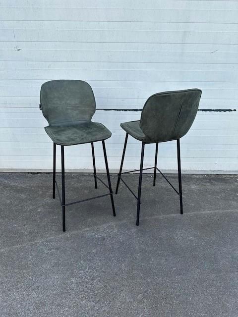 7 groene luxe bistro horeca restaurant kookeiland krukke, Huis en Inrichting, Barkrukken, Zo goed als nieuw, 60 tot 90 cm, Leer