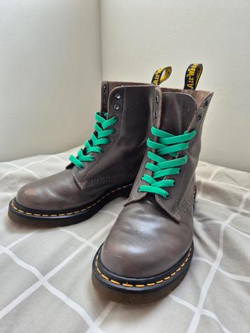 The Original Dr. Martens Pascal antraciet, 39 maar ruimer beschikbaar voor biedingen