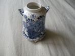Vintage. Delfts blauw vaasje potje (10 cm) met spreuk op 3 p, Ophalen of Verzenden