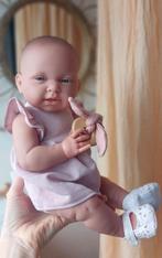 Berenguer babypop volledig vinyl 38 cm met bad, Ophalen of Verzenden, Zo goed als nieuw, Babypop