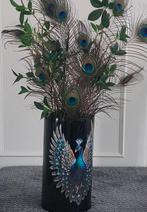 Pauwen vaas met kunstbloemen pauwenveren, Ophalen of Verzenden, Zo goed als nieuw