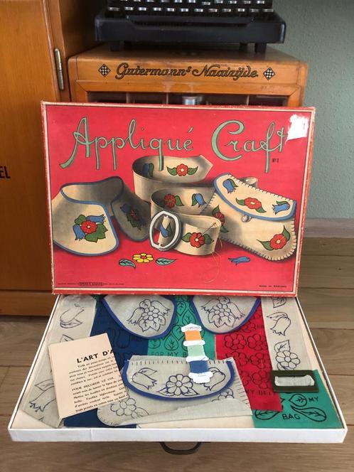 Vintage ongebruikte applicaties voor kleding, Antiek en Kunst, Antiek | Kleding en Accessoires, Dames, Ophalen of Verzenden