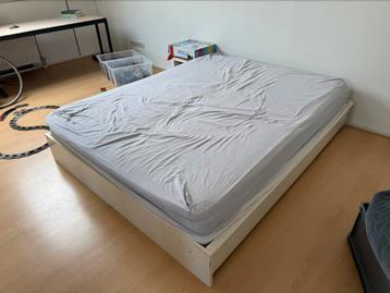Tweepersoons bed