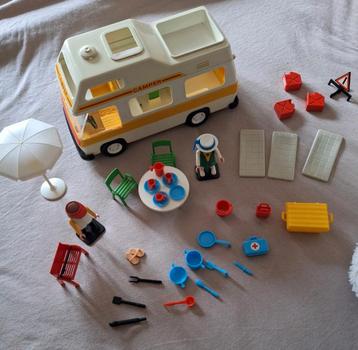 Leuke vintage set Playmobil Camper 3258 uit 1979 beschikbaar voor biedingen