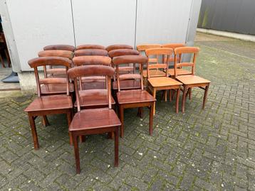 Teakhouten stoelen massief hout eetstoelen  beschikbaar voor biedingen