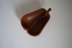 vintage schaaltje hout peer, Huis en Inrichting, Woonaccessoires | Schalen en Manden, Schaal, Ophalen of Verzenden, Zo goed als nieuw
