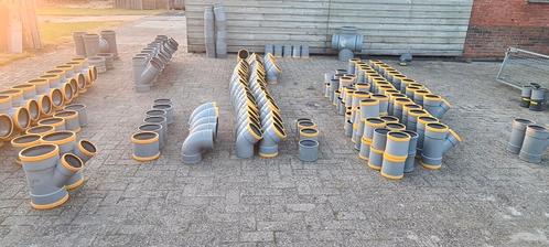Pvc hulpstukken grote partij 160 200 250 315 400 mm, Doe-het-zelf en Verbouw, Buizen en Afvoer, Zo goed als nieuw, Bochten, Pvc