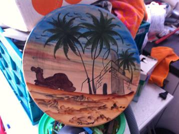 Aardewerk schaal hand geschilderd uit Tunesië. beschikbaar voor biedingen