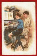Kinderen - Jongen speelt orgel met vriend - 1943 (Vleuten), Verzamelen, 1940 tot 1960, Gelopen, Kinderen, Ophalen of Verzenden