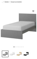 IKEA Malm bed 90x200, Huis en Inrichting, Slaapkamer | Bedden, Grijs, Zo goed als nieuw, Ophalen