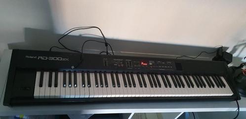 ROLAND RD-300SX Stage piano. Tijdelijk op te halen voor 550, Muziek en Instrumenten, Keyboards, Zo goed als nieuw, Overige aantallen