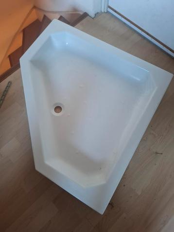 Douchebak  beschikbaar voor biedingen