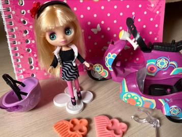 Blythe B31 #31 littlest pet shop scooter kleren petshop LPS beschikbaar voor biedingen