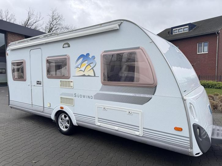 Knaus Sudwind Limited Edition 500 EU / nieuwstaat / compleet, Caravans en Kamperen, Caravans, Bedrijf, tot en met 4, 1000 - 1250 kg