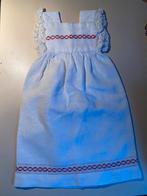 Geborduurd overgooiertje voor b.v. een pop, Antiek en Kunst, Ophalen of Verzenden