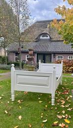 SALE! VINTAGE GRENEN EENPERSOONBED UIT DE SIXTIES., Ophalen, Lattenbodem