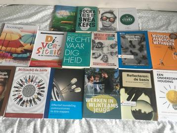 HBO social work studie boeken  beschikbaar voor biedingen