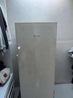 Bosch vriezer, Witgoed en Apparatuur, Vriezers en Diepvrieskisten, Gebruikt, Minder dan 60 cm, 140 tot 160 cm, Vrijstaand