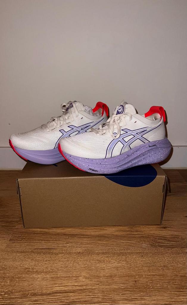Asics gel nimbus 27 tokyo, Ophalen, Nieuw, Sportschoenen