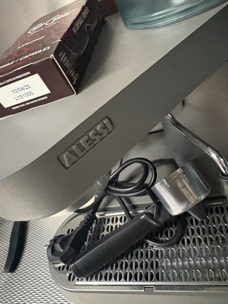 Alessi Espresso Apparaat - Gebruikt, Witgoed en Apparatuur, Koffiezetapparaten, Gebruikt, Gemalen koffie, Espresso apparaat, 2 tot 4 kopjes