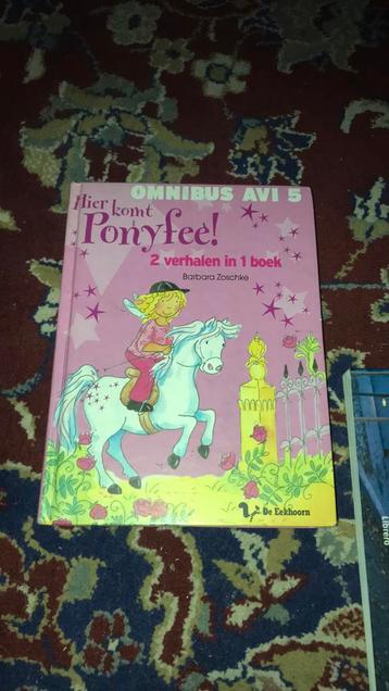 Hier komt Ponyfee! 2 verhalen in 1 boek beschikbaar voor biedingen