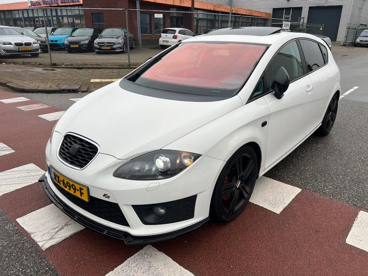SEAT Leon FR 2.0 TDI CR 200pk Stage 1 Navi Dak Xenon 2010!, Auto's, Seat, Bedrijf, Leon, ABS, Airbags, Airconditioning, Alarm