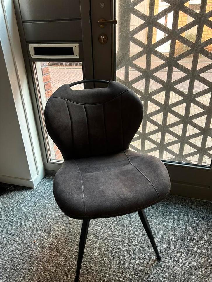 4 eetkamerstoelen Tantini (Pronto) €50,- per stuk, Huis en Inrichting, Stoelen, Gebruikt, Vier, Stof, Overige kleuren, Ophalen