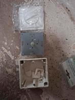 Schneider, Mertens Schakelaar, Wandcontactdozen, Schneider Electric Nederland, Prins Hendriklaan 26, 2518 HX Den Haag, Klantenservice@schneider-electric.com