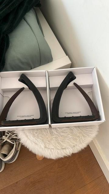 Freejump soft up lite beugels bruin te koop beschikbaar voor biedingen