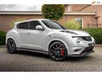 Nissan Juke 1.6 Turbo NISMO Parelmoer Wit Camera LED Alcanta, Auto's, Voorwielaandrijving, Euro 5, 1618 cc, Gebruikt
