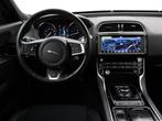 Jaguar XE 2.0T 200 PK AUT. R-SPORT *59.280 KM* + BREEDBEELD, Auto's, Jaguar, Automaat, Achterwielaandrijving, Euro 6, 4 cilinders