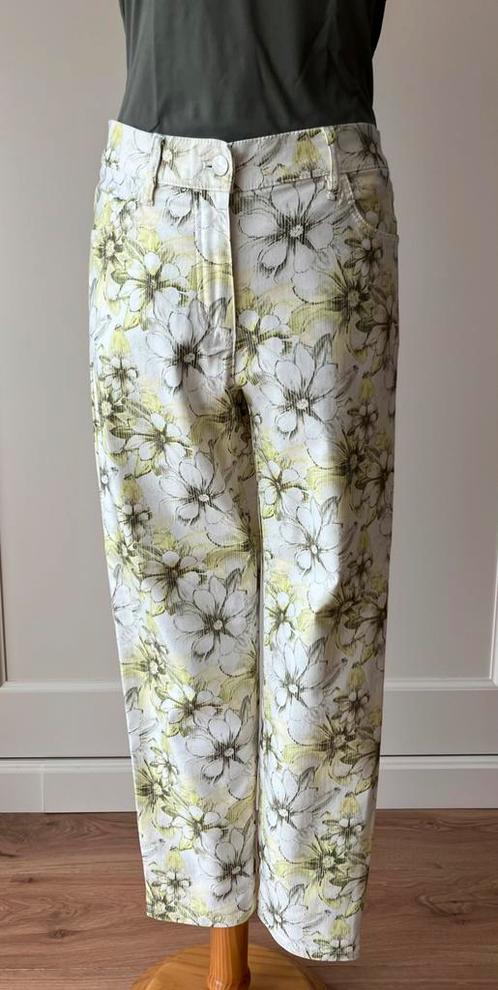 Gerry Weber broek, maat 40, Kleding | Dames, Broeken en Pantalons, Nieuw, Maat 38/40 (M), Groen, Lang, Ophalen of Verzenden