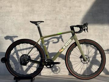 Cinelli Zydeco 2 Gravelbike Sram AXS Carbon wielen  beschikbaar voor biedingen