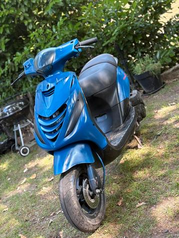 Zip 4t 2019 50cc beschikbaar voor biedingen
