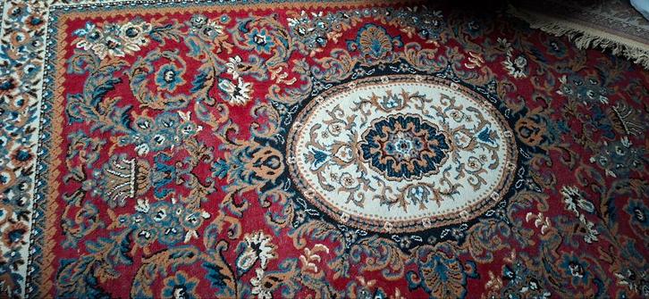 Vloerkleed vintage, Huis en Inrichting, Stoffering | Tapijten en Kleden, Gebruikt, 150 tot 200 cm, 200 cm of meer, Rechthoekig