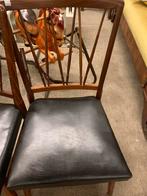 Vintage houten stoelen per stuk €35, Gebruikt, Ophalen of Verzenden, Bruin
