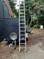 Nog goede ladder  28 treden tweedelig, Doe-het-zelf en Verbouw, Ophalen of Verzenden, Zo goed als nieuw, 4 meter of meer