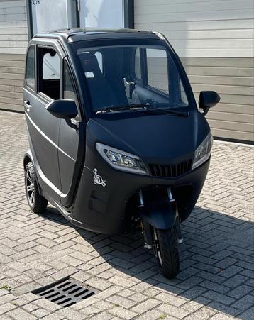 Ttz Elektrische overdekte 3 wieler 700 km rijbewijs vrij beschikbaar voor biedingen