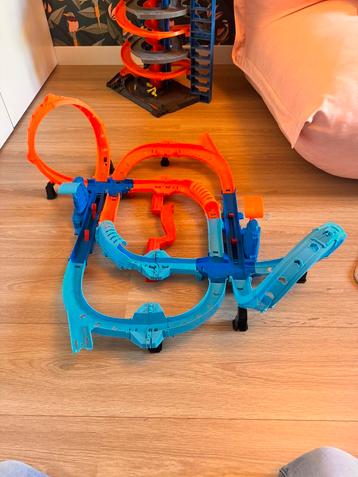 Hot Wheels Ultra Hots Knallende lanceringsstrijd beschikbaar voor biedingen
