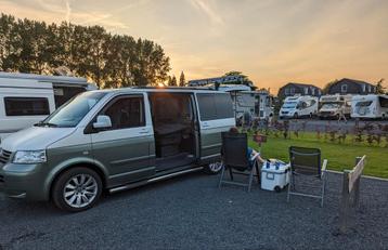 VW Multivan T5 2004 camper bus 7p