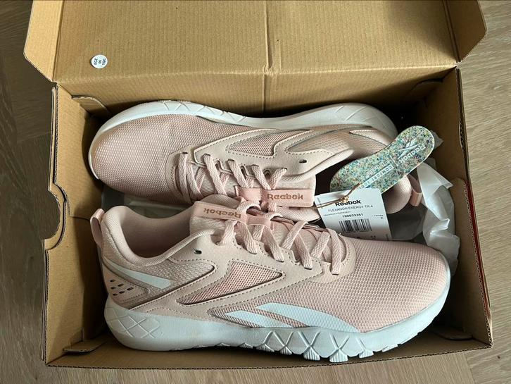 Reebook Performance Flexagon Energy 40, Sport en Fitness, Loopsport en Atletiek, Nieuw, Hardloopschoenen, Adidas, Ophalen of Verzenden