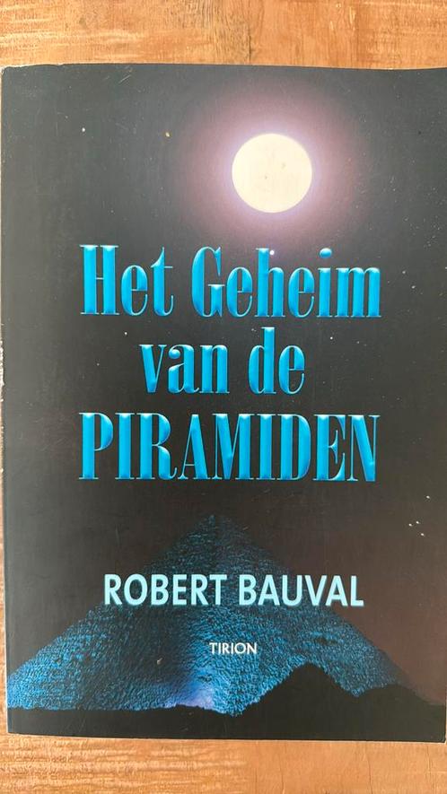 R. Bauval - Het geheim van de piramiden, Boeken, Overige Boeken, Zo goed als nieuw, Ophalen of Verzenden